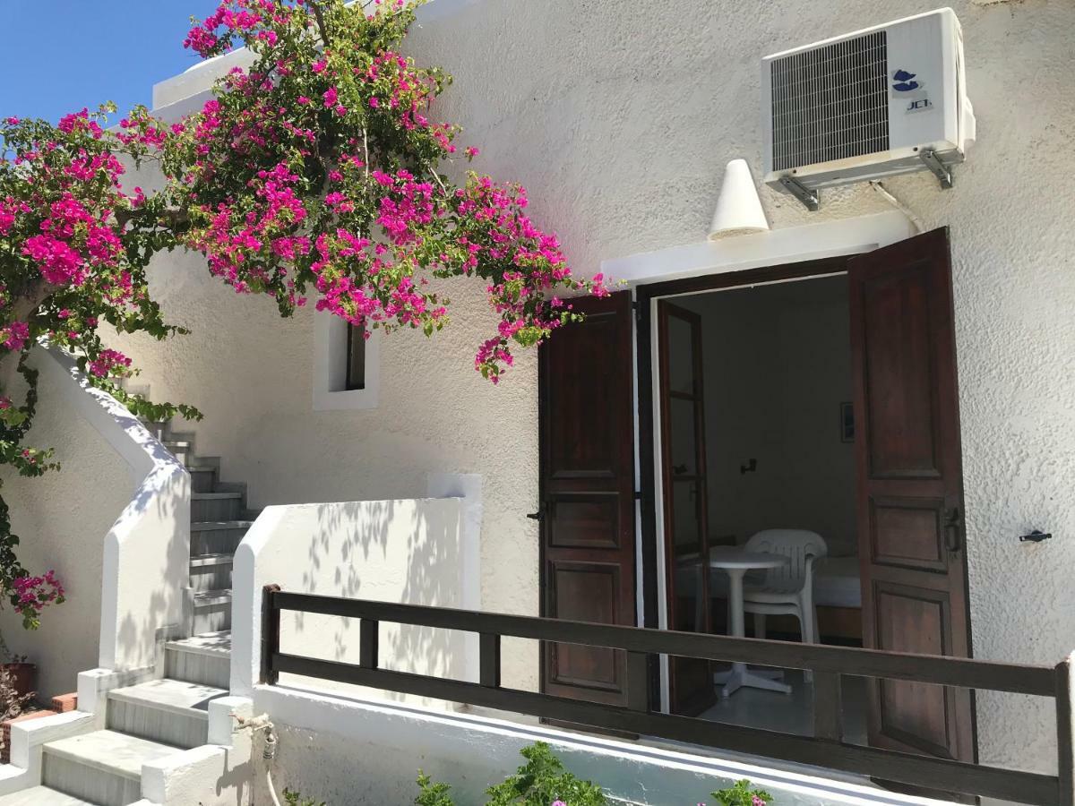 Hotel Adonis (Adults Only) Kamári المظهر الخارجي الصورة